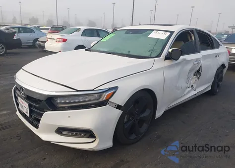 2018 Honda Accord Touring z USA, uszkodzony, nr VIN 1HGCV1F91JA089200